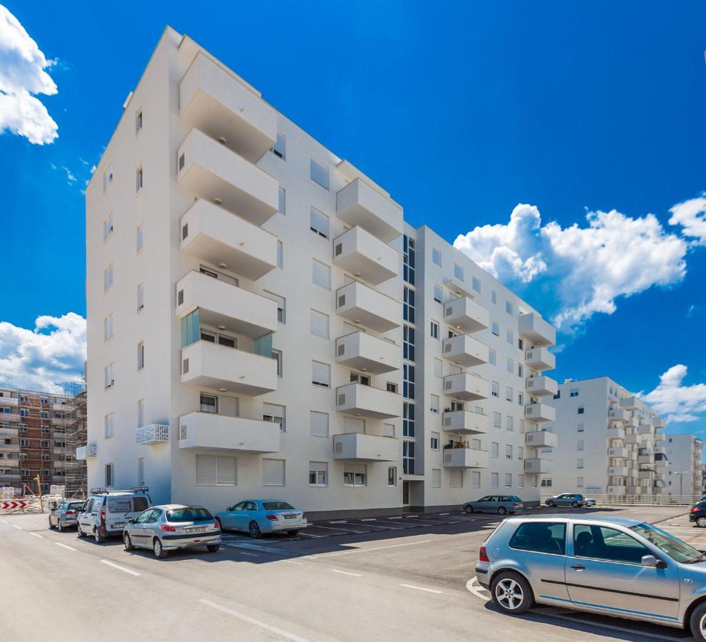 Tanja Modern Apartment With Balcony And Parking Garage Задар Екстер'єр фото